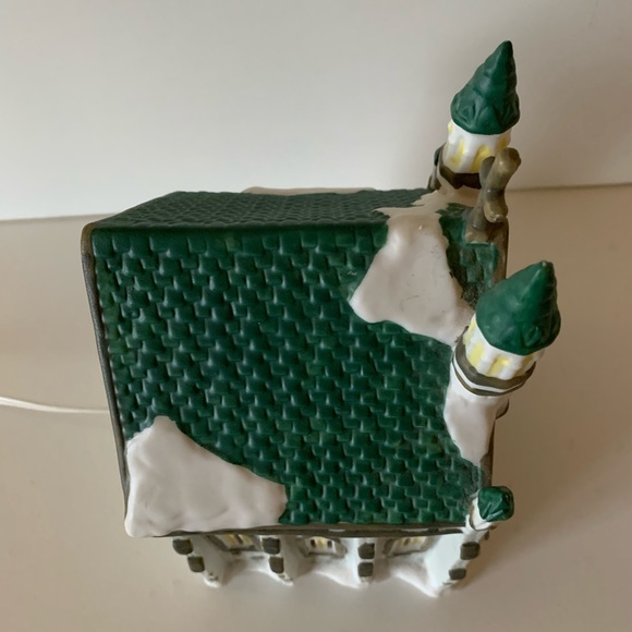 Vintage Collins  Christmas Holiday Lighted  Expression Ceramic Church - Picture 11 of 13